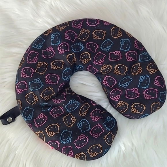 Hello Kitty Black All Over Print Travel Vacation Airline Comfort Neck Pillow - Picture 1 of 10